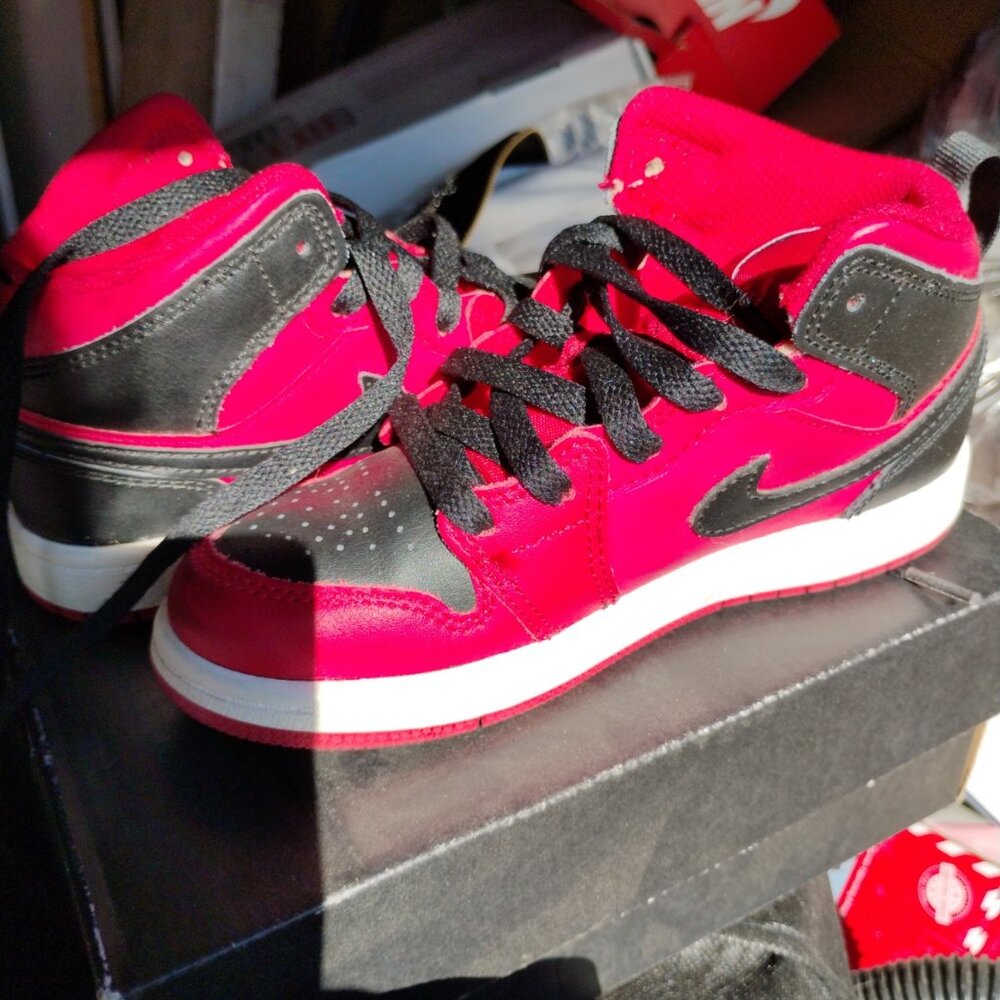 child Jordan Nikes